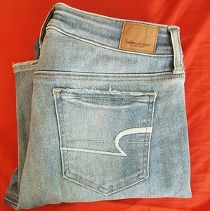 High waisted American eagle skinny jeans